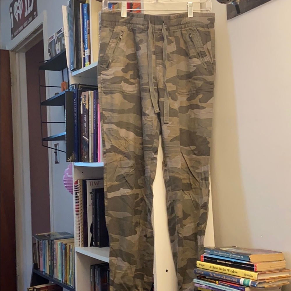 Garage Army print joggers